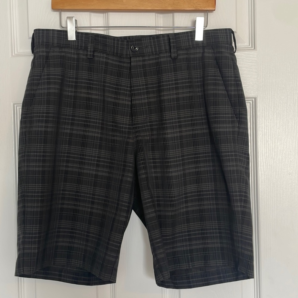Haggar black plaid flat front shorts
